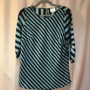 2/$30    ECI New York sage and black striped top